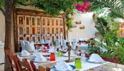 Avli Restaurant Rethymno