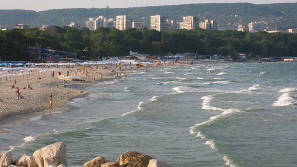 athina_mauri thalassa