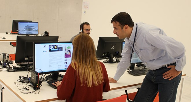 Μαθήματα υπολογιστών για άτομα 65+
