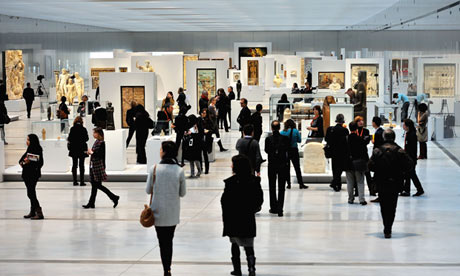 Το Νέο Μουσείο του Λούβρου δεν είναι στο Παρίσι