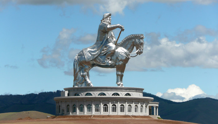 Το γιγάντιο άγαλμα του Τζένγκις Χαν