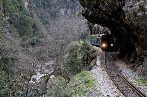 Οργανωμένες εκδρομές με τον Οδοντωτό και το snow train  